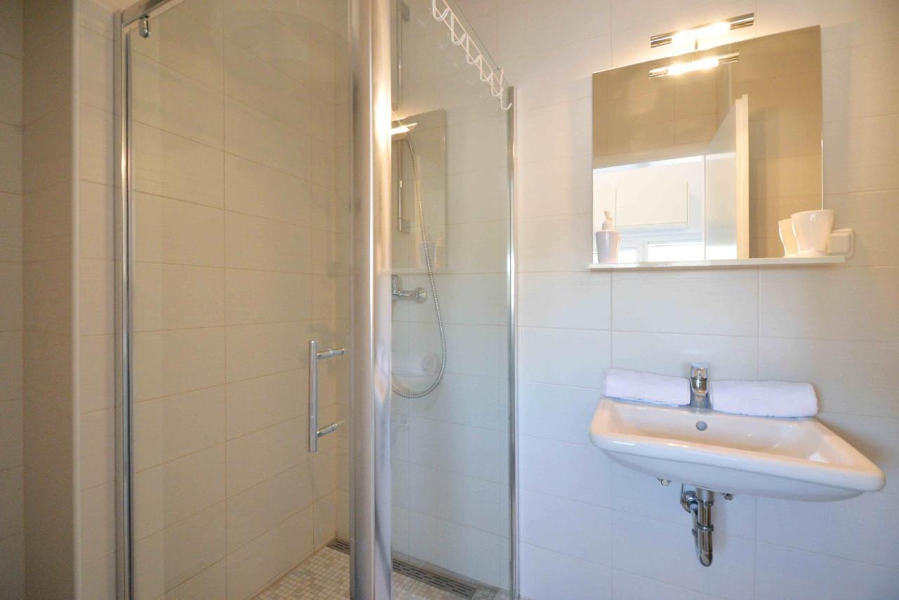 Apartments Bilanovic Tisno Exterior photo